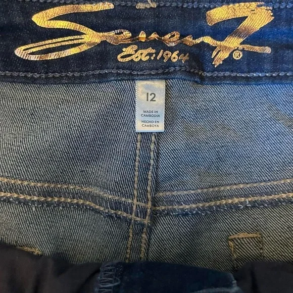 Seven7 Women's Slim Flare Jean / size 12 “Like New” - Picture 7 of 8